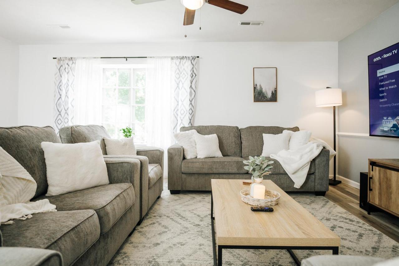 Tranquil Luxury: Modern Comfort! Lynchburg Exterior photo